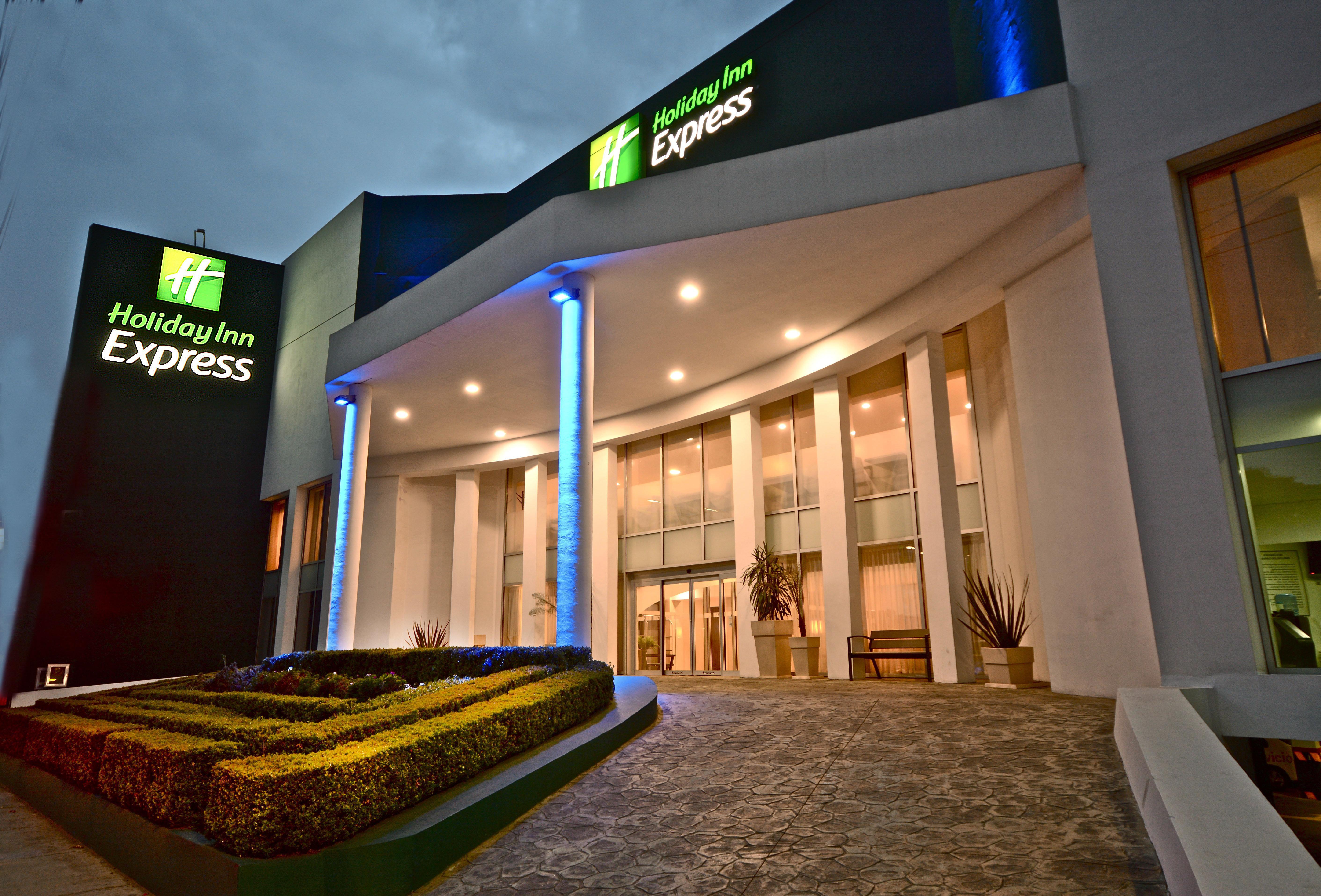 Holiday Inn Express Toluca By Ihg Kültér fotó