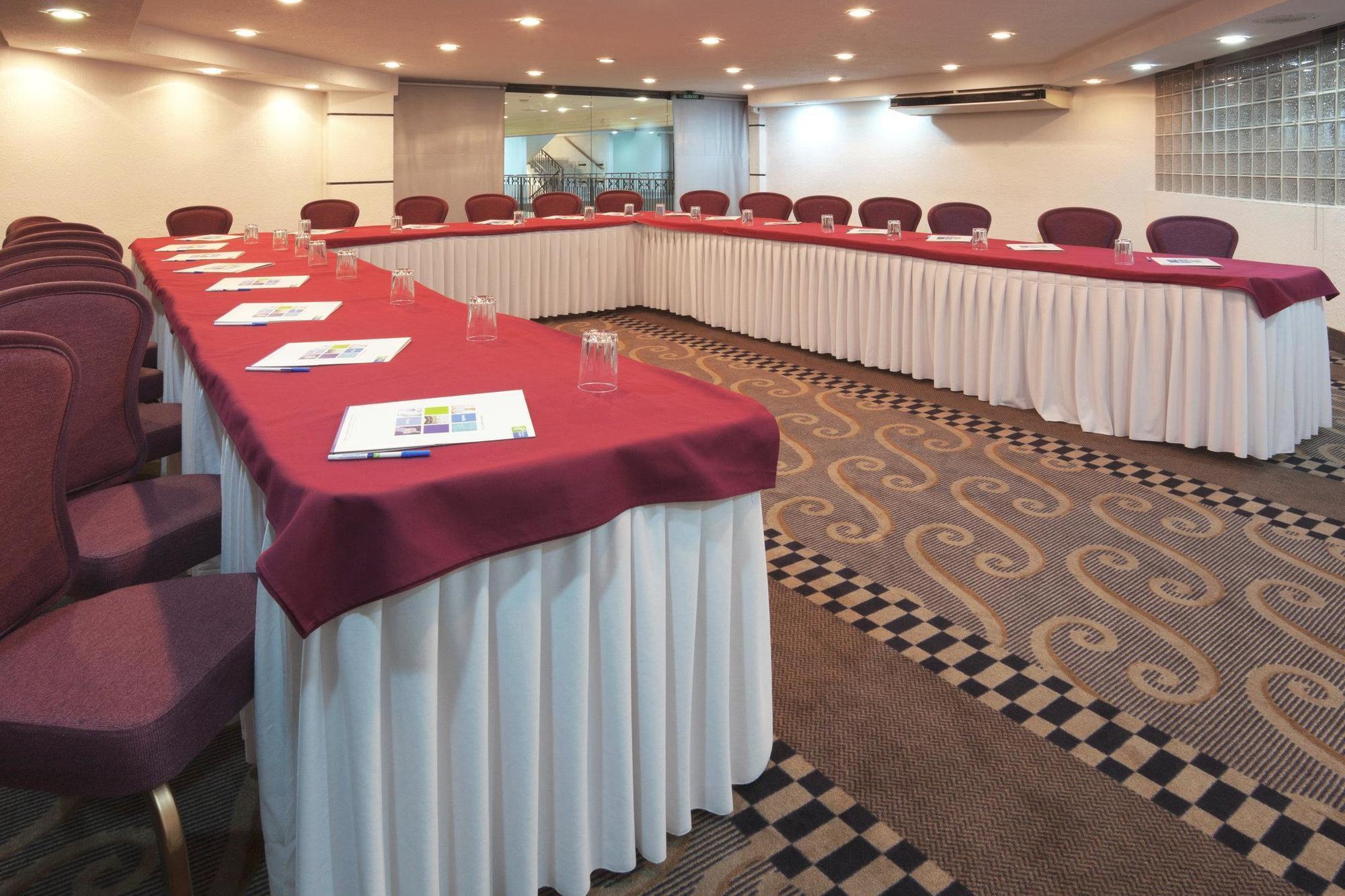 Holiday Inn Express Toluca By Ihg Kültér fotó