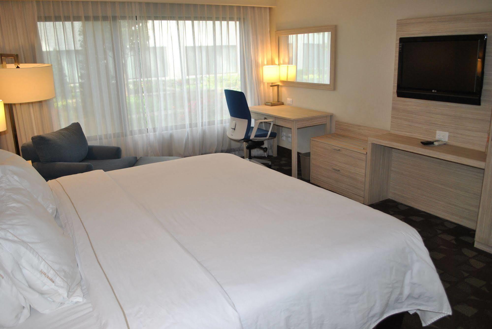 Holiday Inn Express Toluca By Ihg Kültér fotó