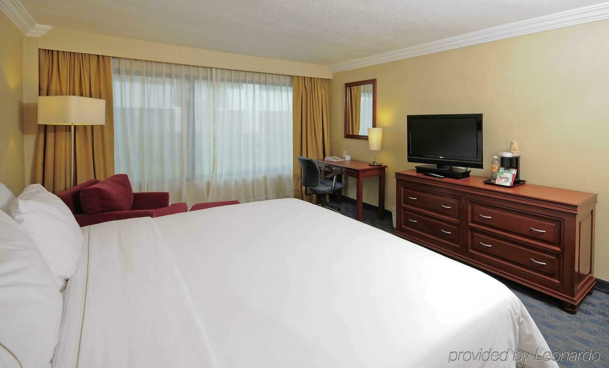 Holiday Inn Express Toluca By Ihg Kültér fotó